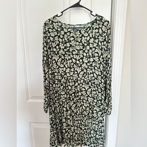 Old Navy Floral Tiered Dress